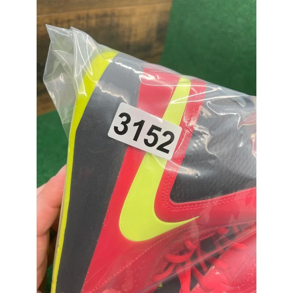 Nike Team Hustle D 7 Kids 6.5Y Mid Top Basketball Shoes Red Yellow